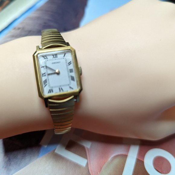 SEIKO 010255 | Accessories | Vintage Seiko 0255 Watch 18k 